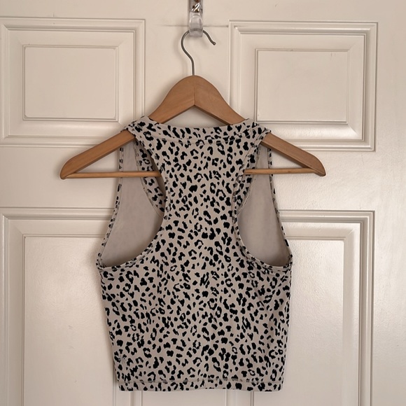 Athleta Shanti Crop Tank - Picture 3 of 5